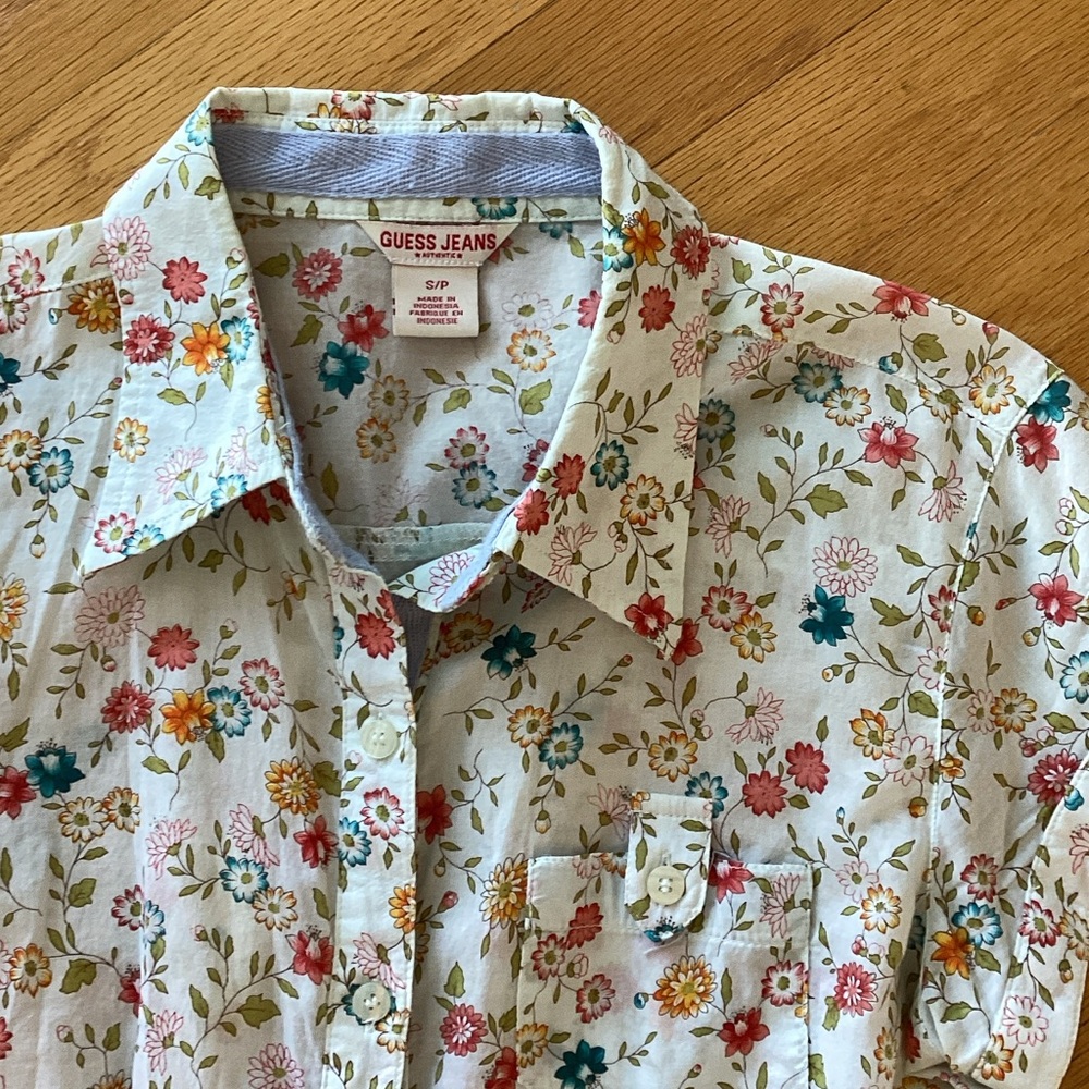 Guess Floral Shirt - Picture 2 of 5